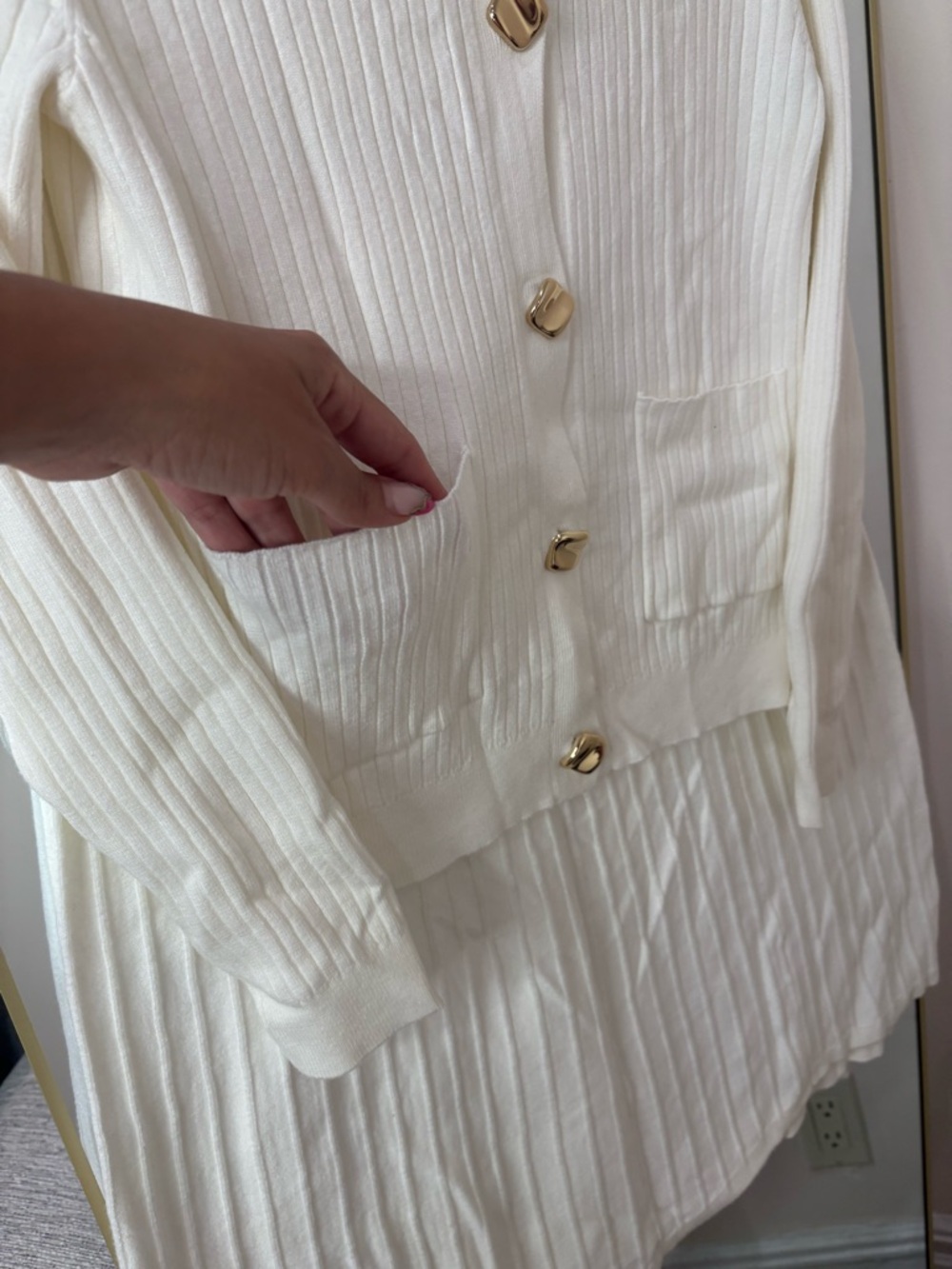 COMMENSE MEDIUM Cream white Ribbed Button Cardigan top and midi skirt set bundle - Picture 3 of 7